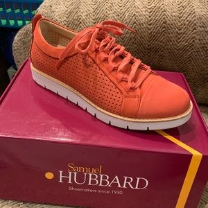 Women’s Wanderer Coral Nubuck Shoes